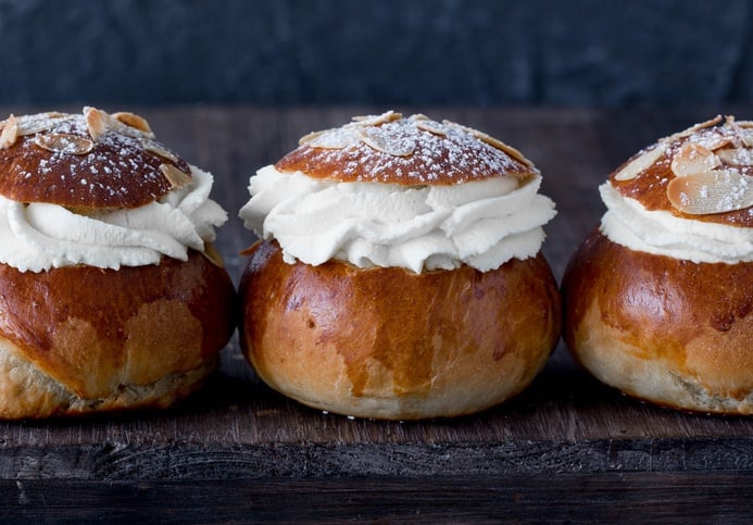 Fastelavnsbolle Med Kokosskum