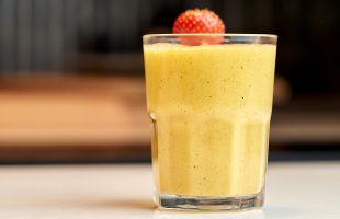 Frisk Mangosmoothie Med Puoris Nye Kollagen Pulver