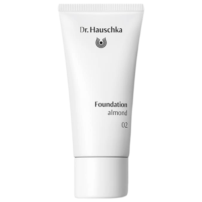 Dr. Hauschka Foundation 02 Almond (30 ml)